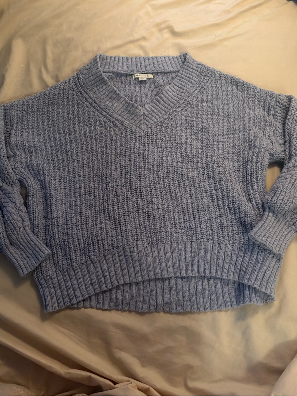 American Eagle Outfitters Beach Baby Blue light weight V-Neck Knit Sweater